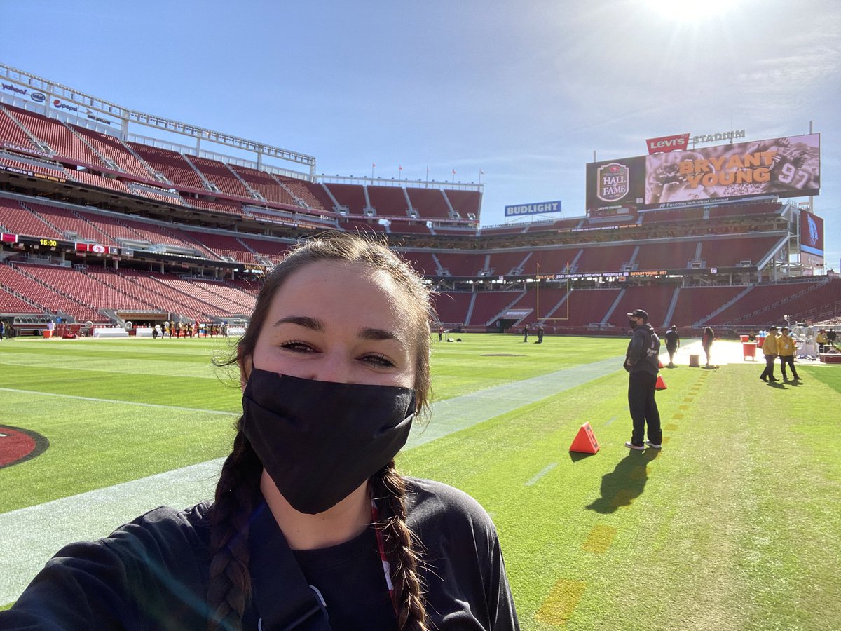PanayiotaGood's tweet photo. my first game as a photographer and my first game as a PAID photographer; only a year and a half apart.

it’s been written from the start, I promise you. https://t.co/6XlxdxUzh4