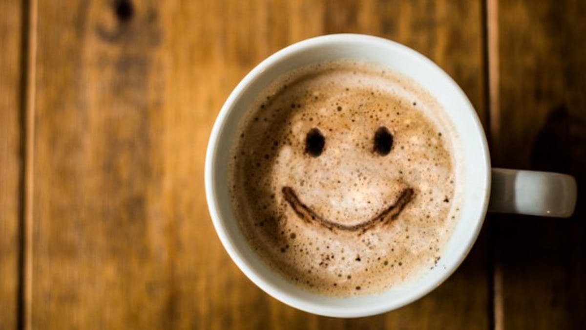 jammalie's tweet image. صباح النور 
صباح الفل والياسمين 
😃😃😃😃
#صباح_الخير 
#café