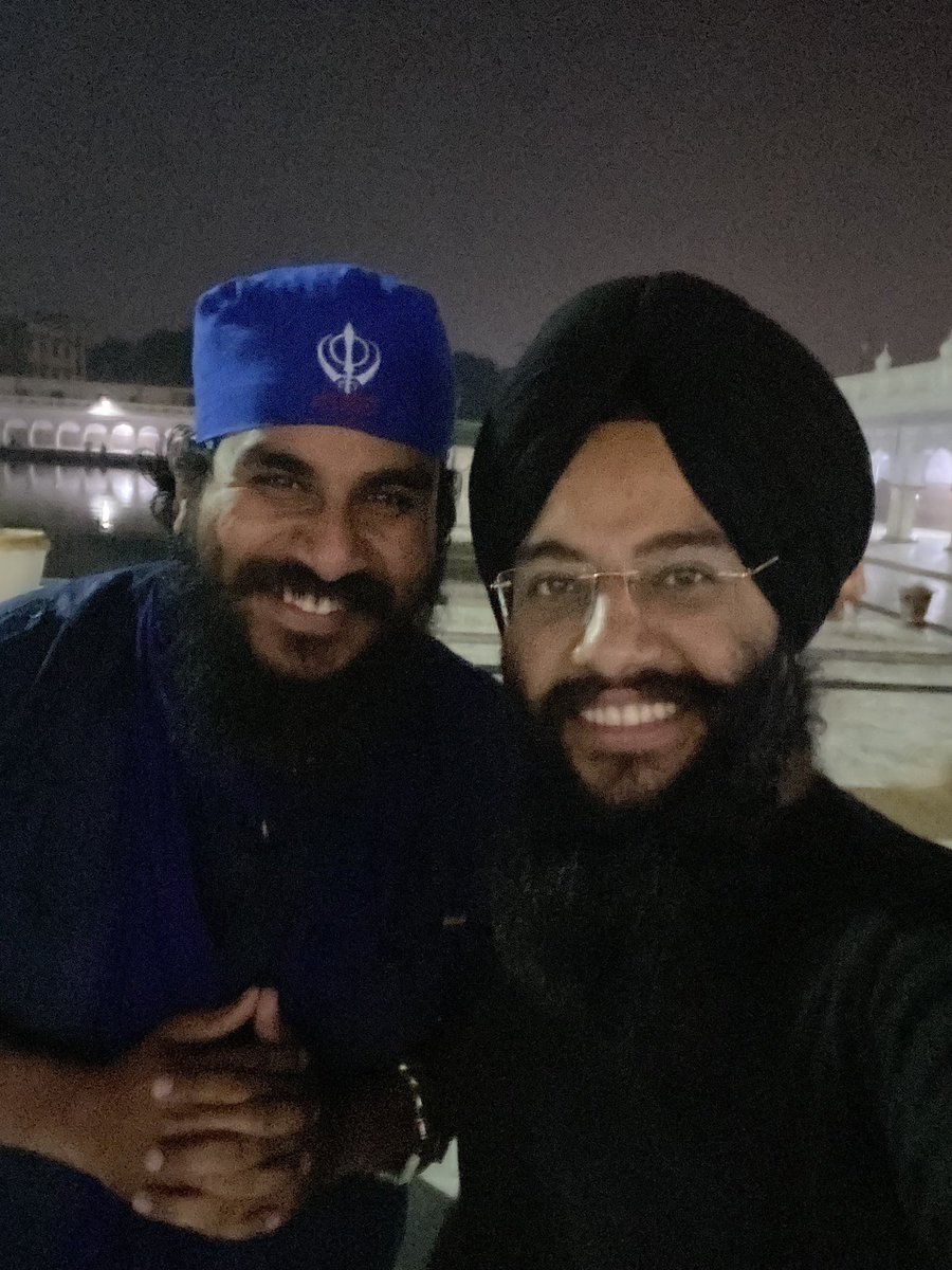 JeoTuber's tweet photo. Kind Person #GuruDaPyaara 
Viky Thomas Paaji 💐🙏 

@Vikythomas786 @jeotuber 
#vikythomas #jeotuber #downtoearth #waheguru https://t.co/zPTo9dxaW1