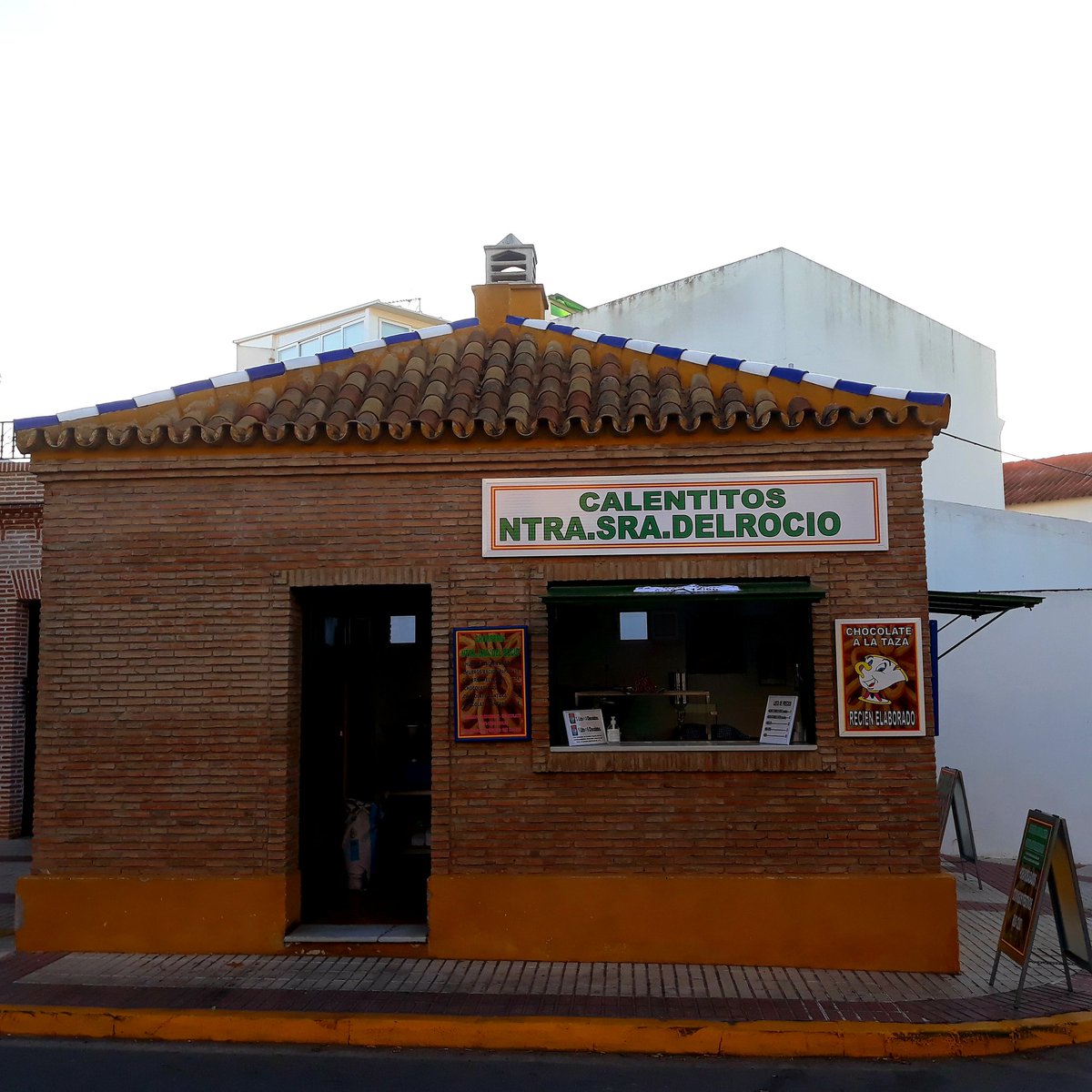MartinGS76's tweet photo. 👇Aquí estamos👇
Kiosco Churrería-Chocolatería "Nuestra Señora del Rocío"
C. Antonio Machado, 41110 Bollullos de la Mitación, Sevilla
662 59 11 06
#ChurrosConChocolateDesde1951 #Churros #Chocolate #Churrería #ChurrosRellenos #Chocolatería #KioscoChurrería https://t.co/BVJDdFJU2L