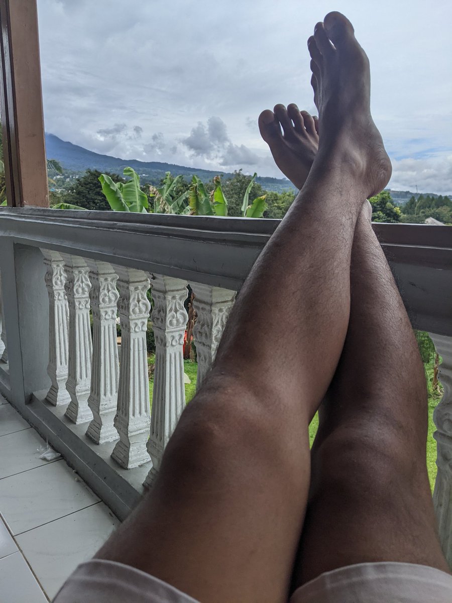 riff_0fx's tweet photo. @feerdahh Staycation skuy https://t.co/fQ5nQXgbYs