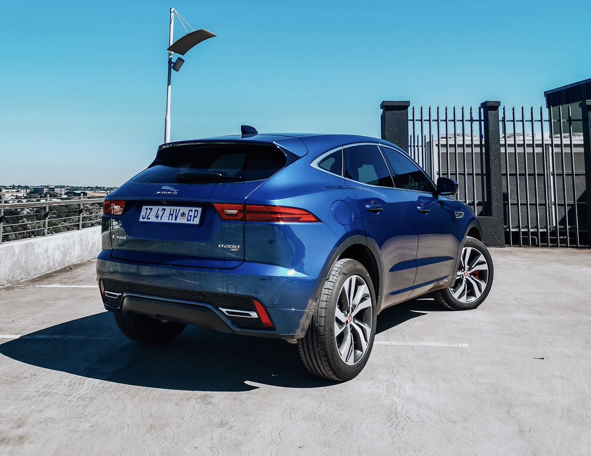 khuleonwheels's tweet image. Certain price points naturally depict a higher level of scruitinty and the #JaguarEPace that we are saying goodbye to today, makes a very good case of its premium stature. The time we have spent in it has highlighted an overall refined cabin and ride quality…

#Jaguar #EPace