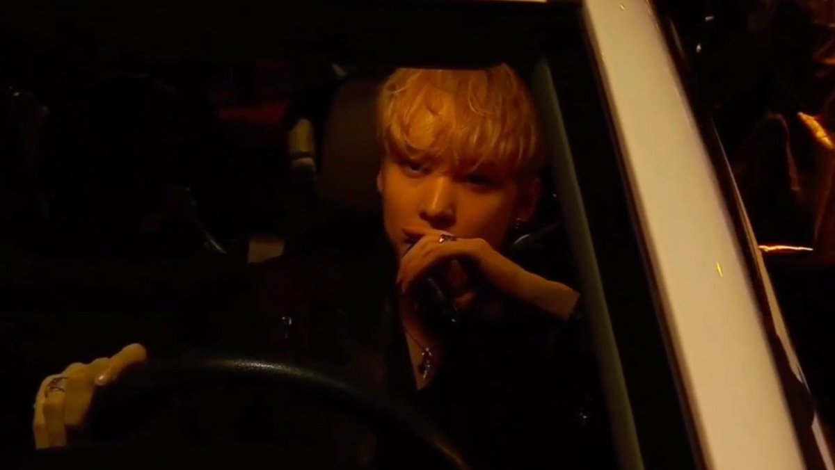 YUNH0E's tweet photo. YUNHO DRIVING??? HE'S SO HOT FOR THIS 🥵 https://t.co/WJu6WgnW07