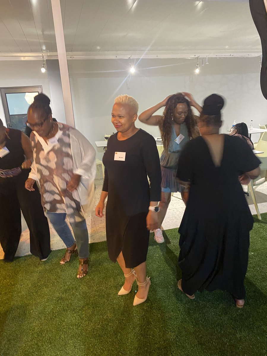 MotsoenengBill's tweet photo. Our #MBASpeedNetworking In the end we plan to 240 people. We get to connect, talk and dance @mbaincorporated https://t.co/39i2mkZM0u