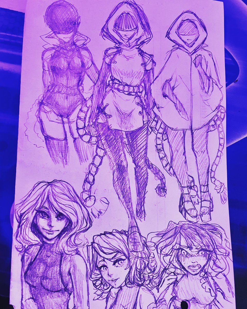 mami_marune's tweet photo. Sketch breaks while big-braining. 💜 #art https://t.co/jY2fNVRMms