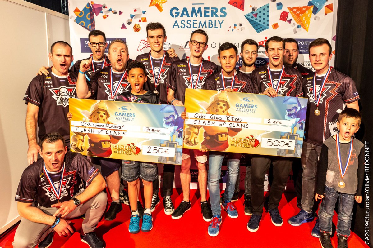 trog_31's tweet photo. Qui serait intéressés par un tournoi @ClashofClansFce   @GamersAssembly  en 2022?
Quels sont vos meilleurs souvenirs pour ceux qui l'ont vécu,tellement un plaisir de tous se rencontrer en réel  dans la plus grosse Lan MultiGaming.
https://t.co/bO56I8LEN6
https://t.co/QTQKpCu63y https://t.co/9f7vlhv4du