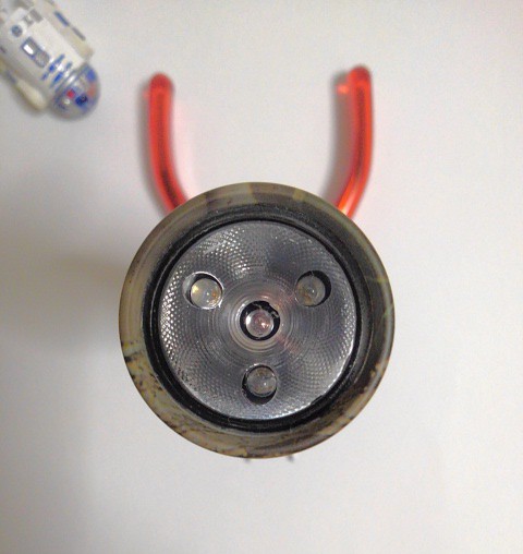 snttm1's tweet photo. #STREAMLIGHT
#PACKMATE 2L キセノン
#フラッシュライト 🔦✨
一時的に社外品の定格4.5Vキセノン電球を装着して、 KEEPPOWER リチウムイオン充電池 16650 で使用していましたが、純正品のキセノン電球に交換しました。
これで、CR123A×2本も使用出来ます!
そして、明るくなりました。 https://t.co/k1koKObVtZ