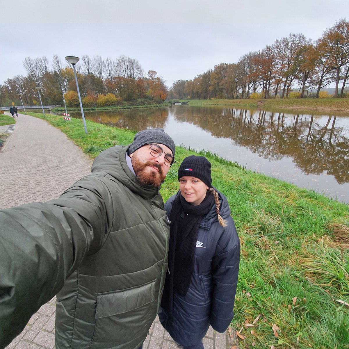 SuatD52's tweet photo. Gezellig aan het wandelen :)
#HDJB https://t.co/84BT3M3US5