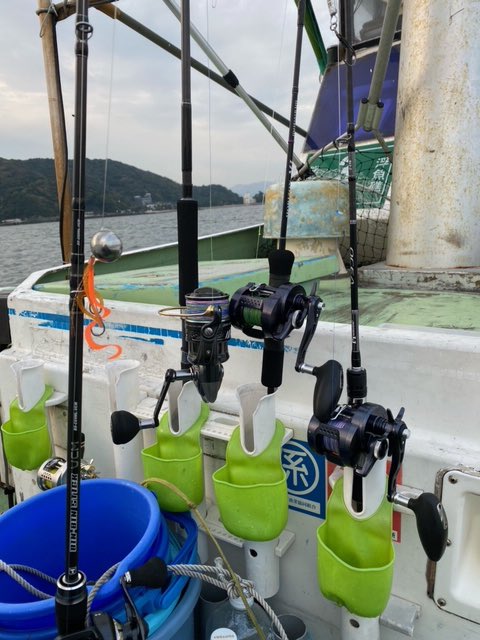 nagatama028's tweet photo. 本日の釣果
ジグとキャスティングでツバスを各１匹、タイラバではホウボウが２匹。
タイラバはヒットはあるものの乗せきれず。残念
#zenith
#current line
#shimano
#oseajiggerLJ
#jackall
#binbinstick
#tanajig
#あいや〜ジグ
#START
#替ユニット
#bozles
#TGヘッド https://t.co/KTUKTSzMoe
