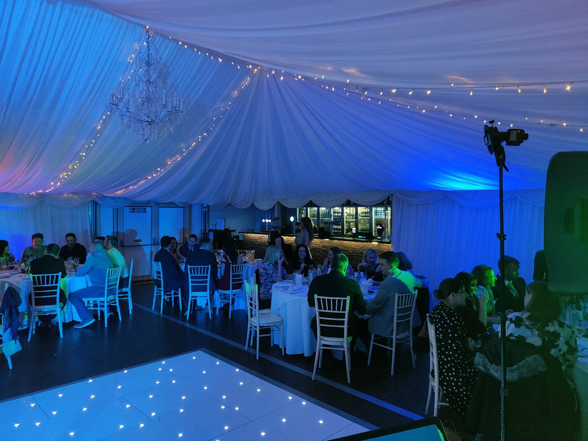 RoyalValentines's tweet photo. Such a good fun Wedding for Sam & Dave yesterday we performed at, congratulations to the lovely couple! π and a beautiful venue too! @BryngarwHouse π
#weddings #weddingband #wedding #functionband #functionbands #coverband #music #livemusic #liveband https://t.co/Zz9kCfmvZH