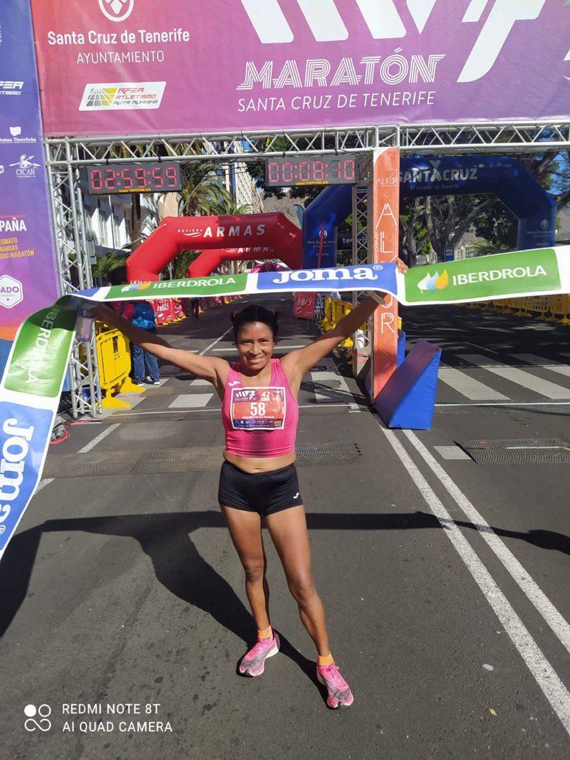 Los dos 🥇OROS🥇del Cto España de Maratón se vienen para Extremadura.
⠀⠀⠀⠀⠀⠀⠀⠀⠀
CAMPEÓN DE 🇪🇸
Carlos GAZAPO 2h24 (MMP) del <a href="/Atletismovalen1/">Atletismovalenciadealcantara</a> entrenado por Manuel Nuñez.

CAMPEONA DE 🇪🇸
Mercedes Pila 2h55.

📸<a href="/atletismoRFEA/">atletismoRFEA</a> 
#AtletismoExtremadura