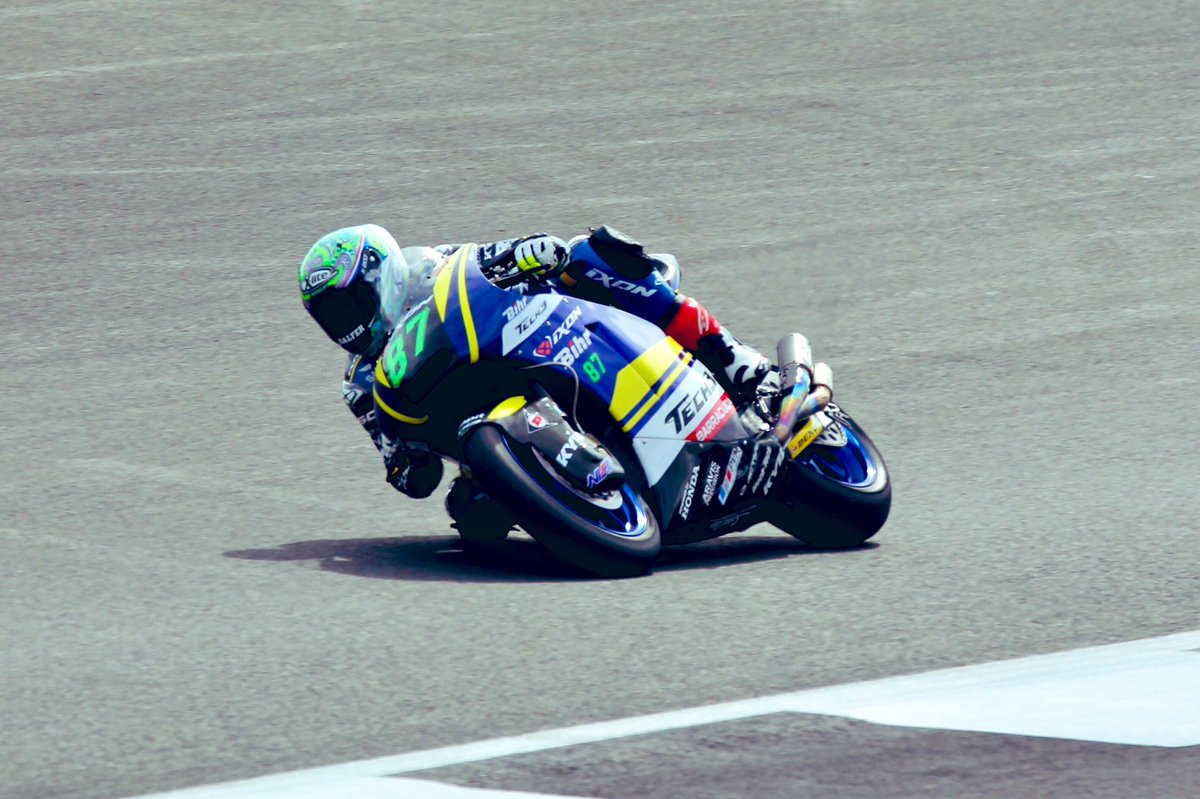 DegsyGuitar's tweet photo. Well done @GardnerRemy Moto2 World Champion ππ So happy for you and @TheWayneGardner #GoRemy #WorldChamp https://t.co/pTWEGB1wR3
