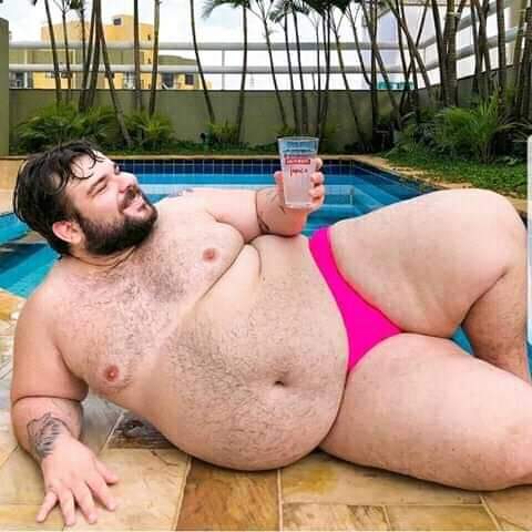 Beautiful fat man 😍😋