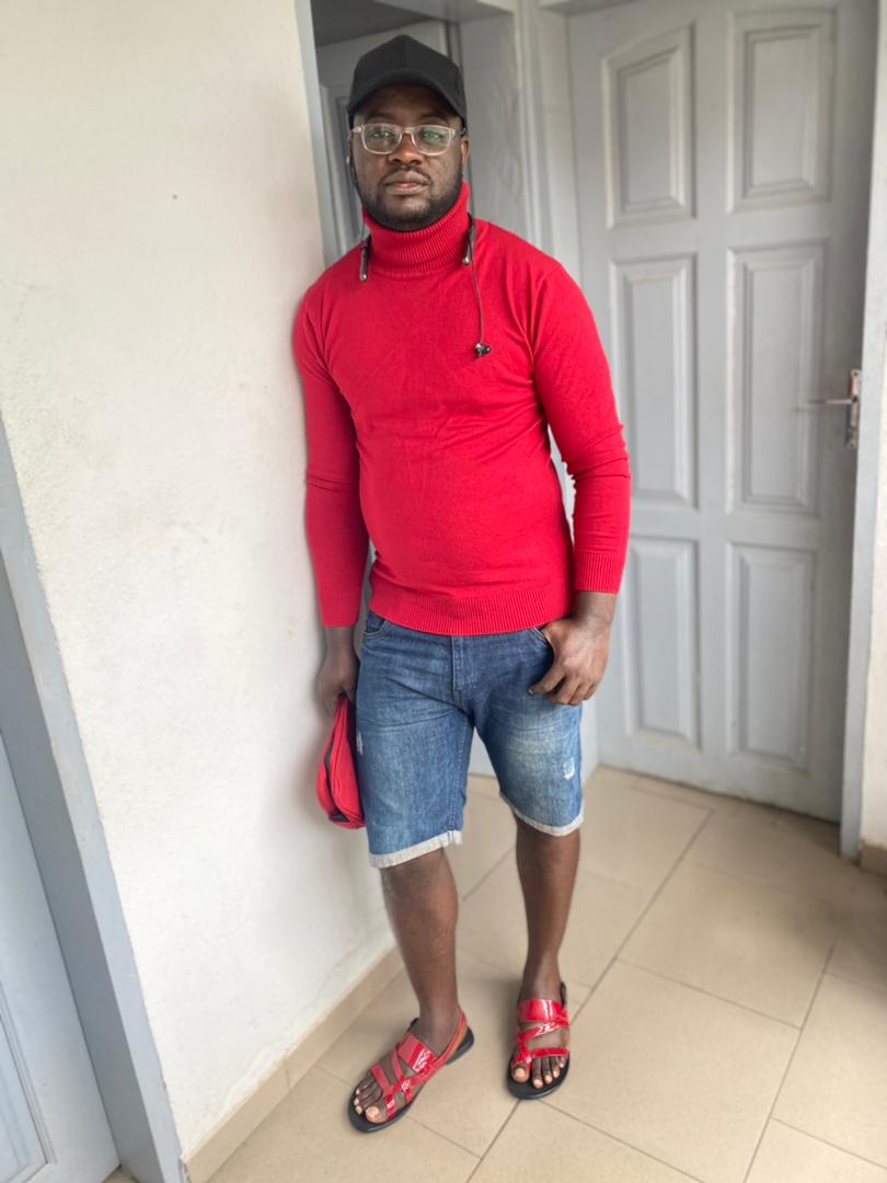 kevinbibeki's tweet photo. Entre immature...
Dimanche : jour de salon de coiffure (coiffure; soins) et laverie pour la voiture.
Allons en y 🏃🙏🏾
#TeamBarbouche #TeamCulotte #TeamSimple #TeamGrosVentre
Je t'invite au grilladin et je came coe ça... Tu ne veux pas tu paye mon plat tu pars. https://t.co/B7DByzlhCP