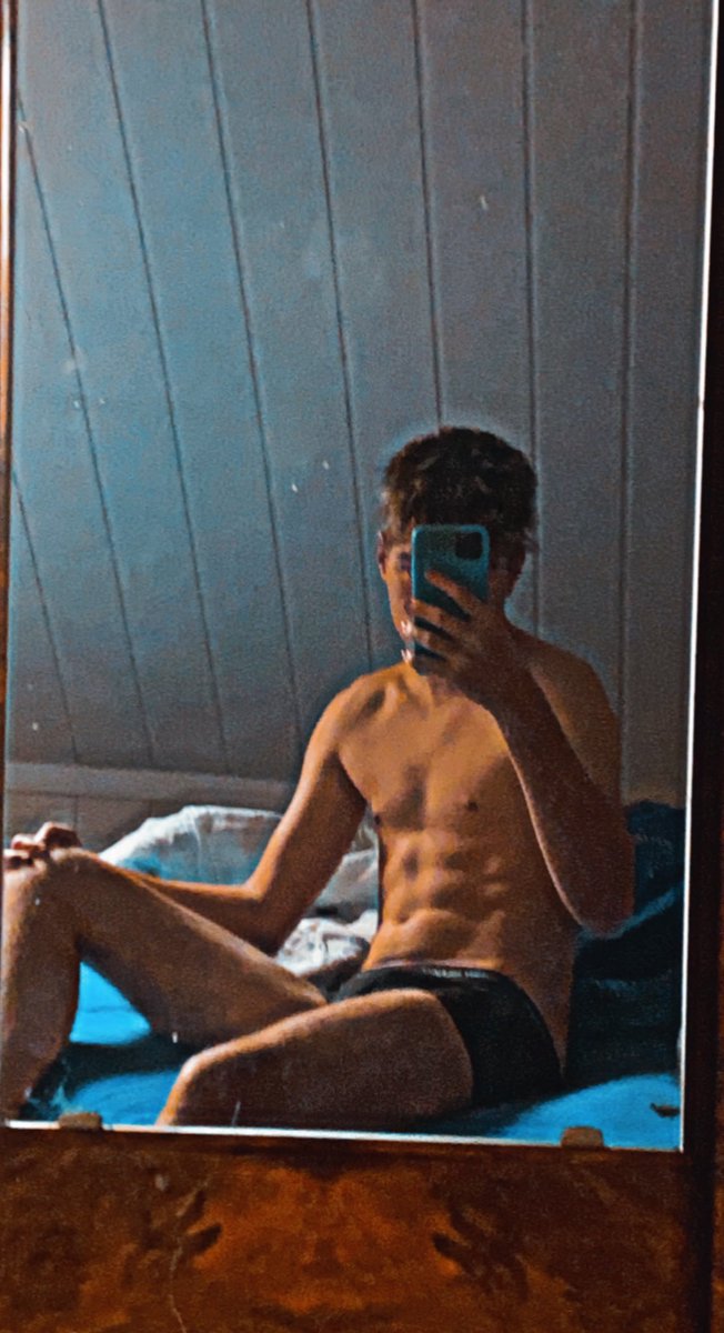 hello guys🙋🏼‍♂️ rt?