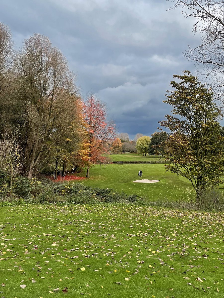 Gisteren tweede Wintercompetitie <a href="/HoogeRdamsche/">Hooge Rotterdamsche</a> Gelukkig droog gehouden #dreigendelucht #goedgezelschap #Herfst