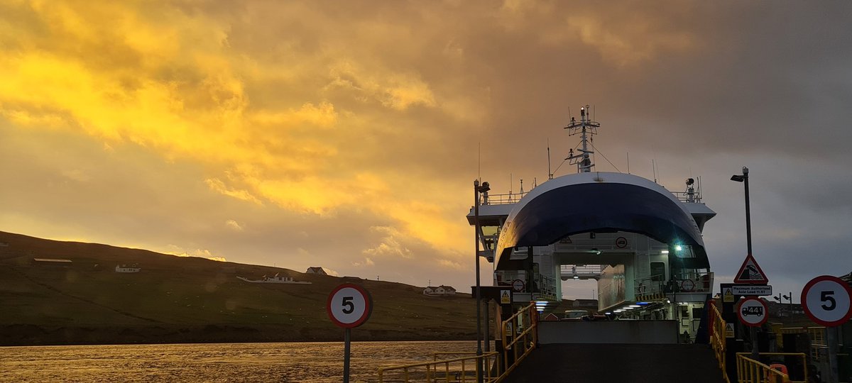 Windy but beautiful morning to be heading for whalsay to train first responders 🚑💙 <a href="/Scotambservice/">Scottish Ambulance</a>