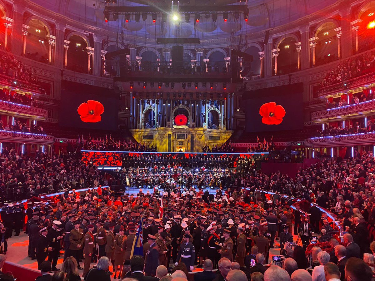 GrandSec_UGLE's tweet photo. I was honoured to have been invited to attend the @PoppyLegion Festival of Remembrance at the Royal Albert Hall last night with @WorvellMichelle

Great to see #Freemason, @johnsonbeharry featured - filmed in the Bucks Temple at @FreemasonsHall

#RemembranceSunday https://t.co/Ger8NH0z25
