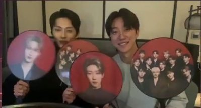 Holding svt pickets😭❤