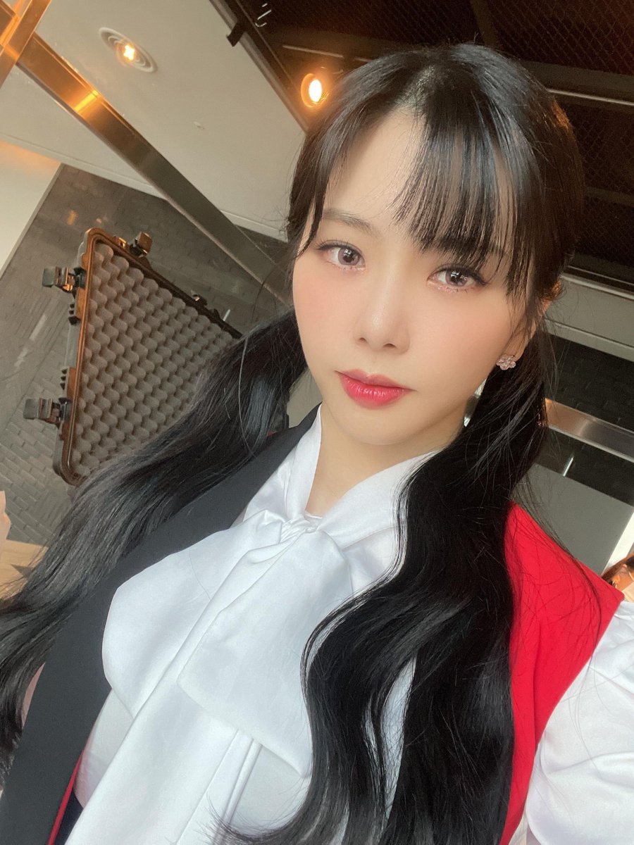 JIULOOKS's tweet photo. weverse update https://t.co/0gqSkl3vqK