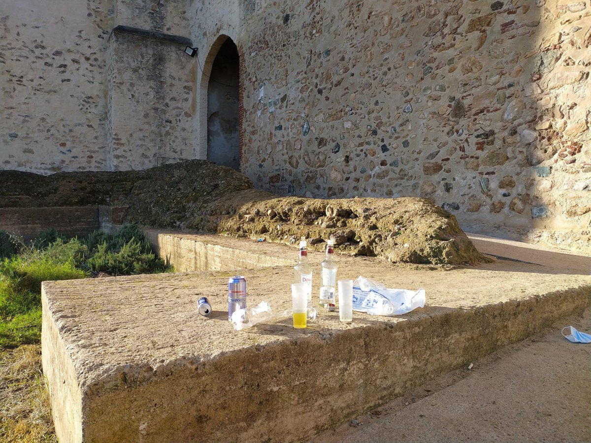 SOSCABadajoz's tweet photo. Puerta del Alpéndiz. Alcazaba árabe de Badajoz, monumento nacional.
@aytodebadajoz @BarreraGragera @TurismoBadajoz @policiabadajoz https://t.co/GzXfd188lk
