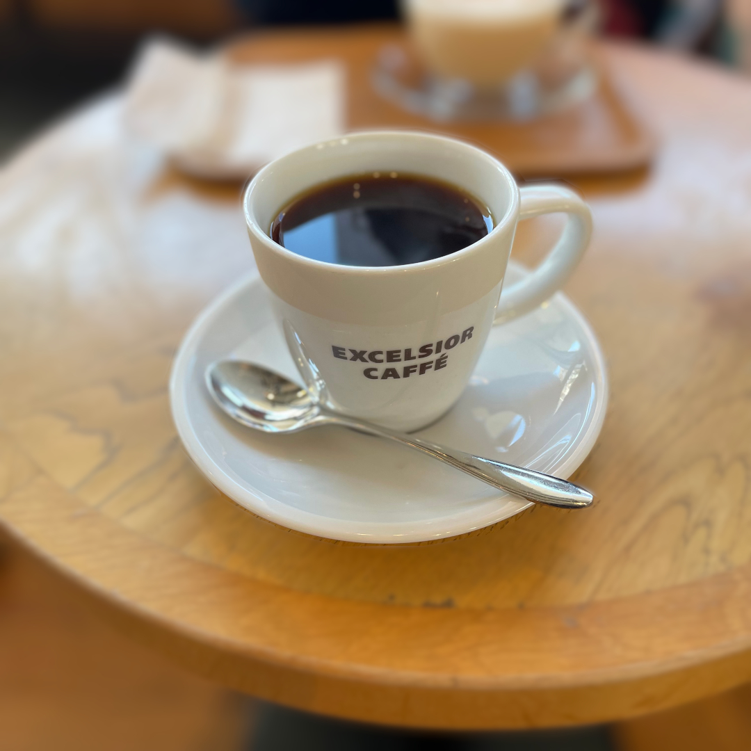 kimamayans's tweet photo. 天気の良い日に散歩してコーヒーブレイクできる、小さな幸せに感謝して。

https://t.co/3SRrcgEgrA

#散歩
#空
#エクセルシオールカフェ
#カフェ好き https://t.co/zKXp6lIav4