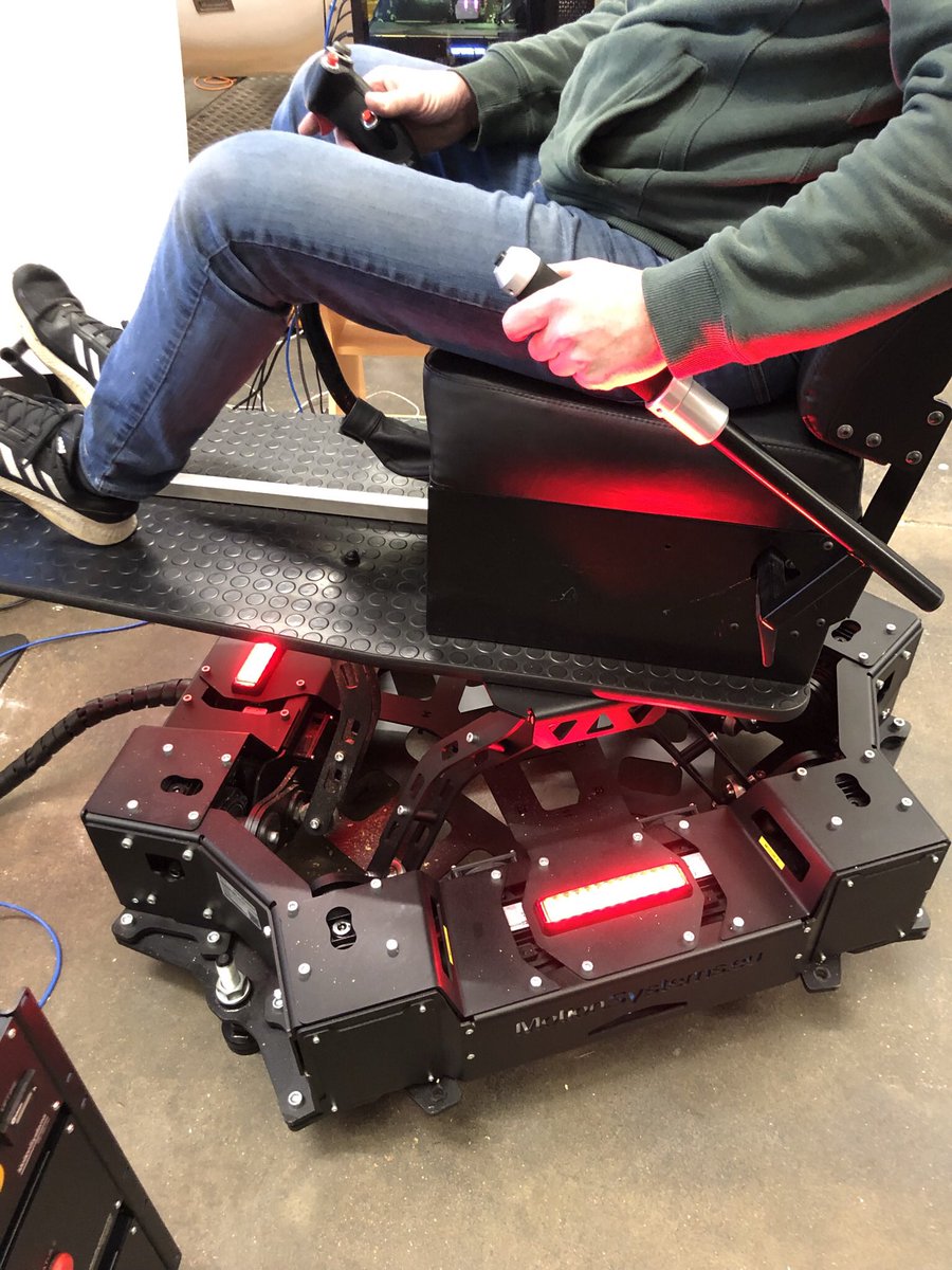 FSimulators's tweet image. We have setup a helicopter simulator into a 6DOF Motion Platform with VR. VERY effective. Ideal for compact spaces and integrates well for Univetsities