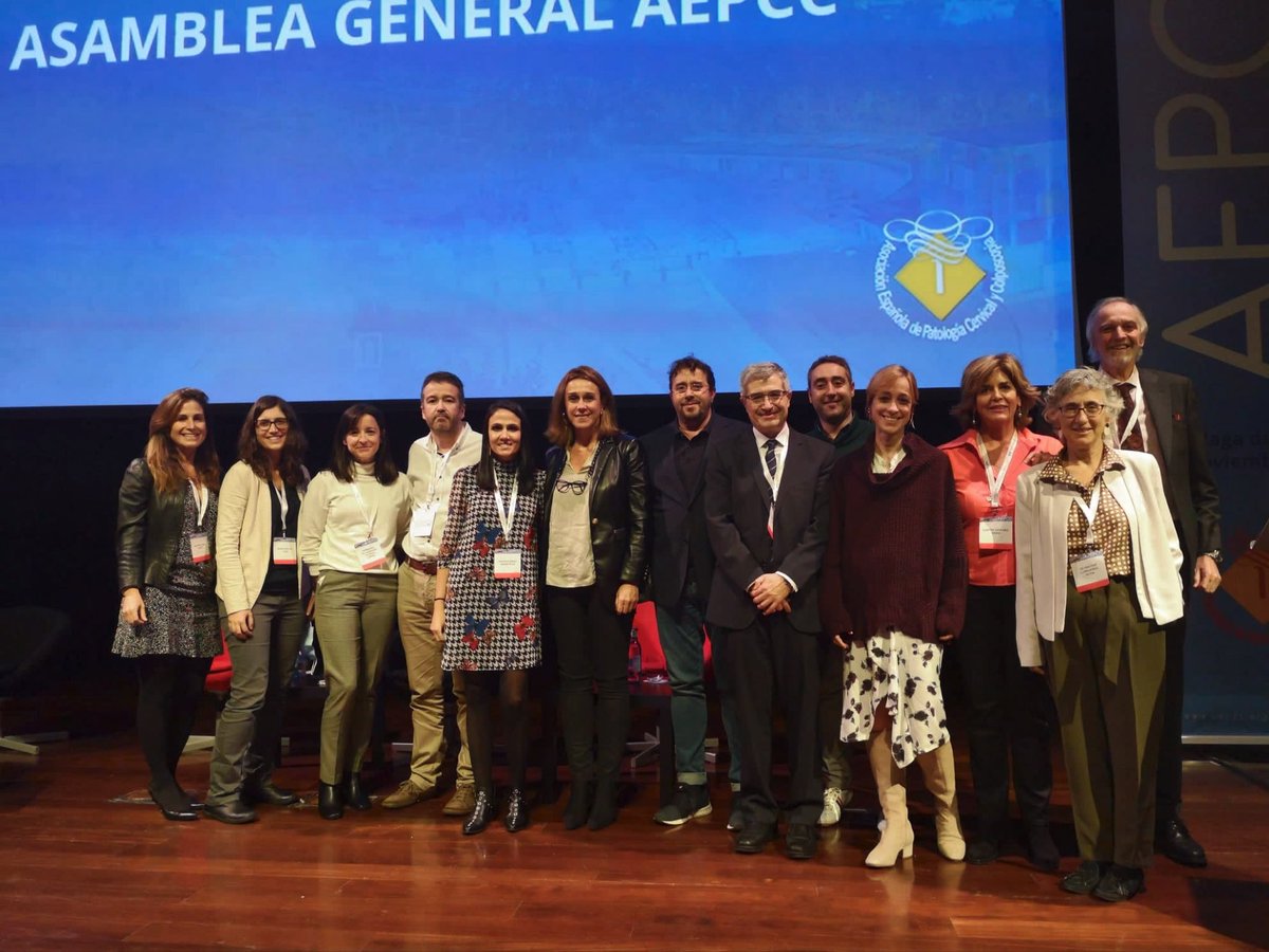MarRamirezMena3's tweet photo. Cogemos el testigo como nueva Junta Directiva de la AEPCC. Con ilusión, muchos proyectos por delante, y el firme compromiso de mantener el rigor cientifico, el buen hacer y la seriedad de las Juntas Directivas anteriores. Gracias amigos!  @asoc_esp https://t.co/BX4ooOLjpX