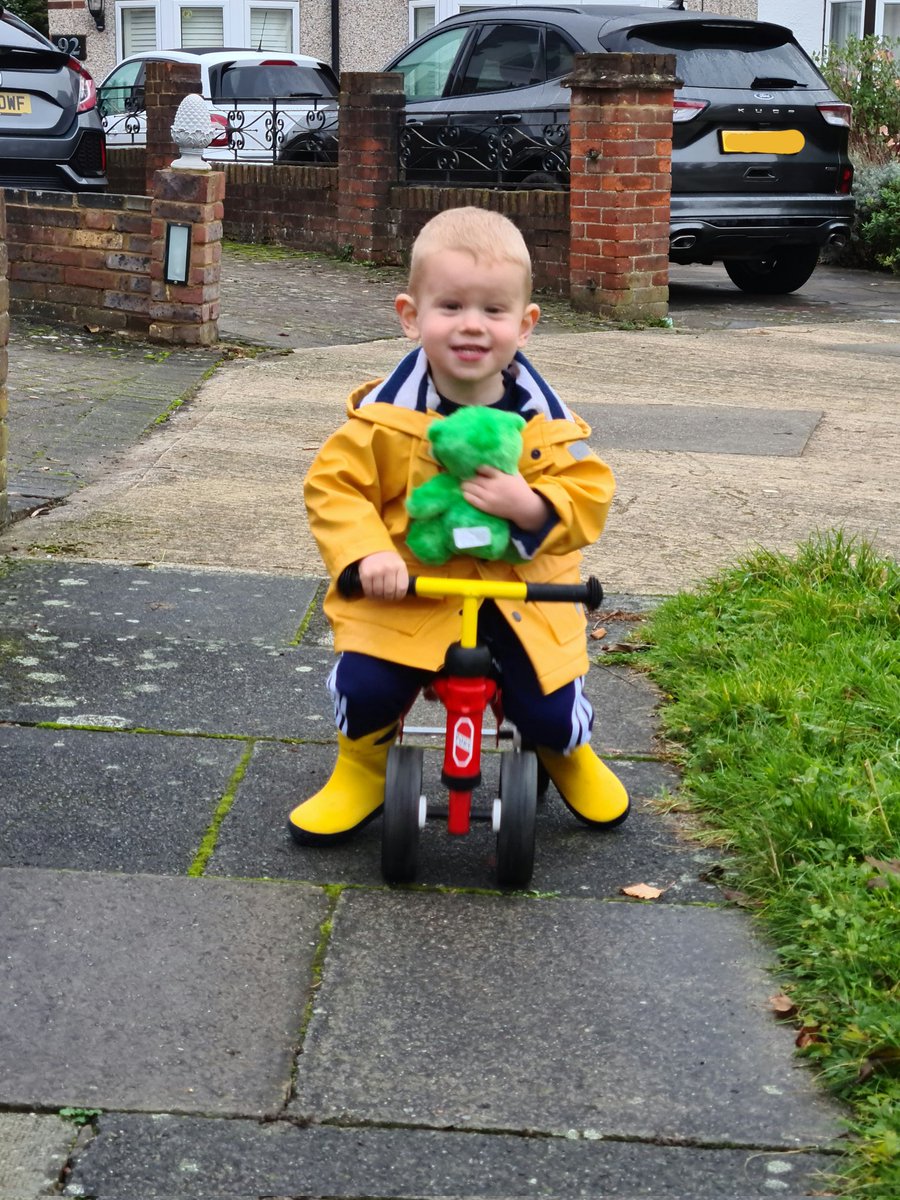 Simon Gregory tweet media