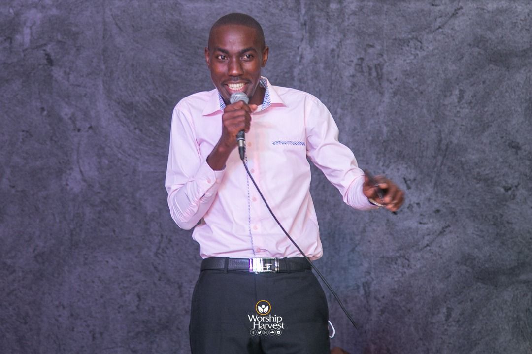 worship_harvest's tweet image. Ekirangiriro bwe kijja, kijja okuyibwako okwa mafuta – Wabeerawo ekisa
Kubanga Samwiri teyarangira kigambo kyoka, wabula kamuyiwako na mafuta
Taata wa Saulo siyeramulangirirako ekigambo kyamukama

#ServiceMuLuganda
#WorshipHarvestMuLuganda
#WorshipHarvest