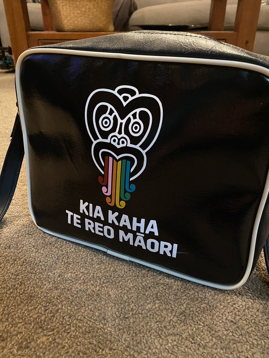 homewithchar's tweet photo. @nz_robot  oops my bad! 🙈 
#SecretSantaNZ2021 Apologies to my Giftee…here’s some ideas for ya…
🌿 Fave colour is blush pink 
🌿 I love to organise my home 
🌿 Te Reo Māori is my passion
🌿 Love my family 
🌿 Obsessed with stationery

Check out my IG for more inspo… https://t.co/LYw6elwlsi