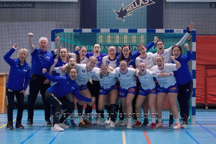 Dames 1 wint van de koploper in een goede wedstrijd... top gedaan meiden!