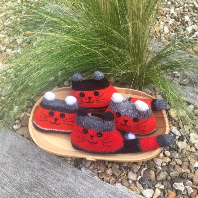 3WoollyOwls's tweet photo. More kittens to choose from!
#cat #catlovergift #gift #redkittens #xmas #freeshipping #xmasgifts
#UKGiftAM #UKGiftHour #knitting #Handmade
https://t.co/ojqnVaqlIO via @Etsy https://t.co/oGnpCgdB3Z