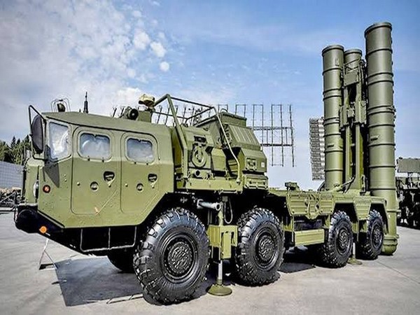 fx16news's tweet photo. Ahead of Russian President Putin's India visit, Russia begins delivery of #S400 System to India. Director of Russia's Federal Service for Military-Technical Cooperation (FSMTC ) has confirmed the development. https://t.co/pnjMEZ3wzF