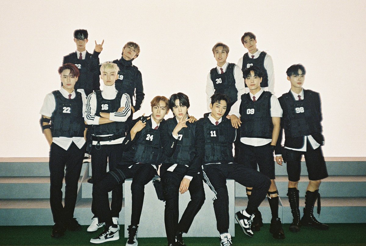 theboyz_charts's tweet photo. 1 RT = 1 VOTE

#MAMAVOTE #theboyz https://t.co/29a6r4KYeJ