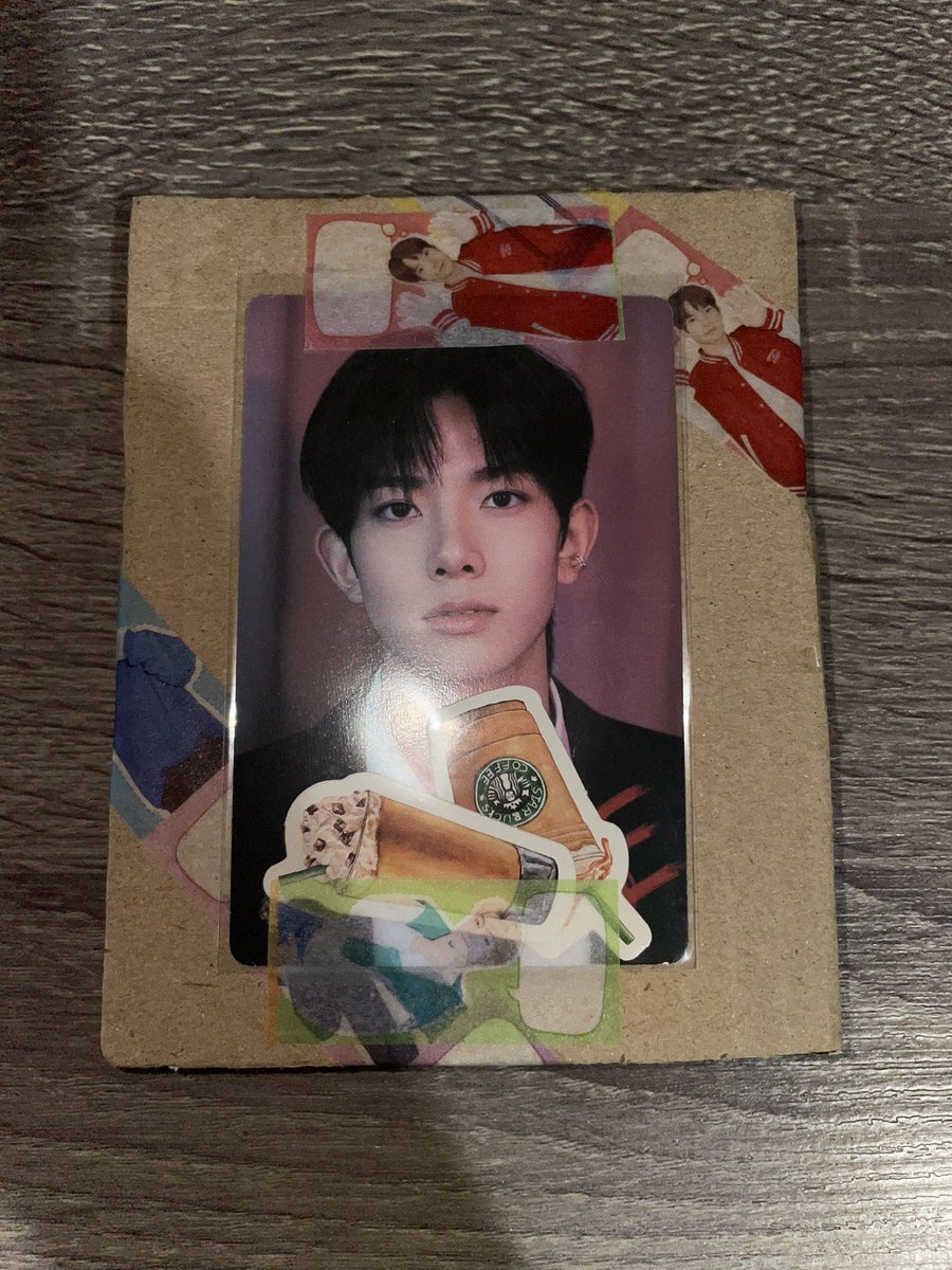 55cart's tweet photo. @pabiliwonu #thingswonu

hee lightstick pc came home😍😍 thx to @kyungsoo_carts🫀 ganda ng packaging and freebies !!! safe na safe pc😍 THANK YOU🤍 https://t.co/NvDlKDYGXM