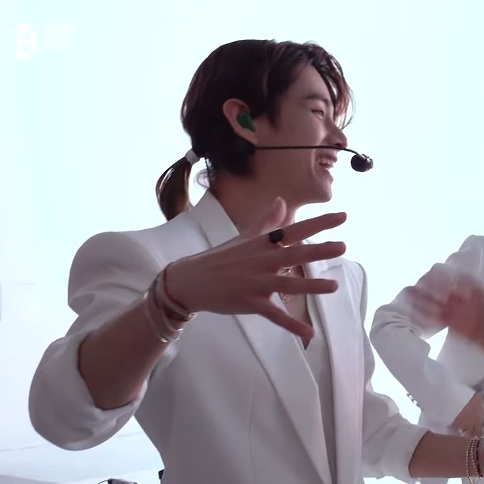 ดาเมจระดับแสนน้องแทมัดผม https://t.co/DOSJtxIQMM<a href="/tag/weloveyoutaehyung"class="tags"><span>#weloveyoutaehyung</span></a>