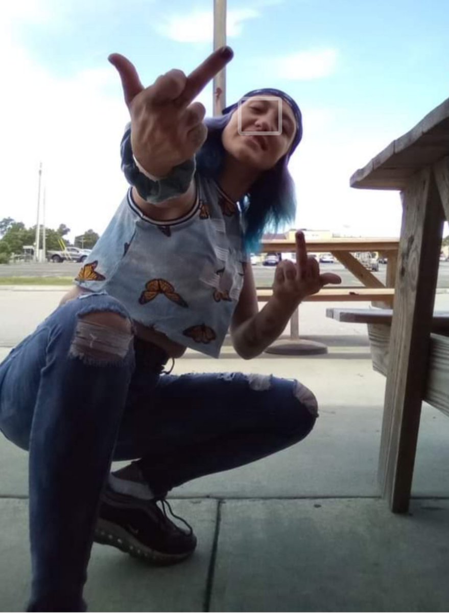 ShiiDaG97's tweet photo. #socastee @socasteesuper8 #super8 #prostitutes #Drugs #myrtlebeach #mybpd WHO THE FUCK WOULD PAY FOR THISS 🤢🤢🤢🤢🤢🤢 Trick needs More Filters.. https://t.co/SiXXB6AujH
