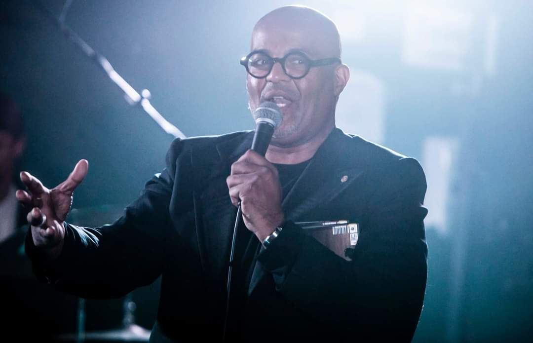 2/2 
#AboutLastNight at <a href="/blackbritainbe/">blackbritainbeyond</a> the wonderful <a href="/DeeleeDube/">Deelee Dubé</a> closed night at <a href="/welovewhq/">World Headquarters</a> but not before <a href="/ChiOnwurah/">Chi Onwurah 💙</a> <a href="/keithlmagee/">keithlmagee</a> spoke to us &amp; we were entertained by Origin Crew between sets

Thank you <a href="/nrthrnroots/">Northern Roots</a> for inviting me down to this wonderful &amp; insightful night📷