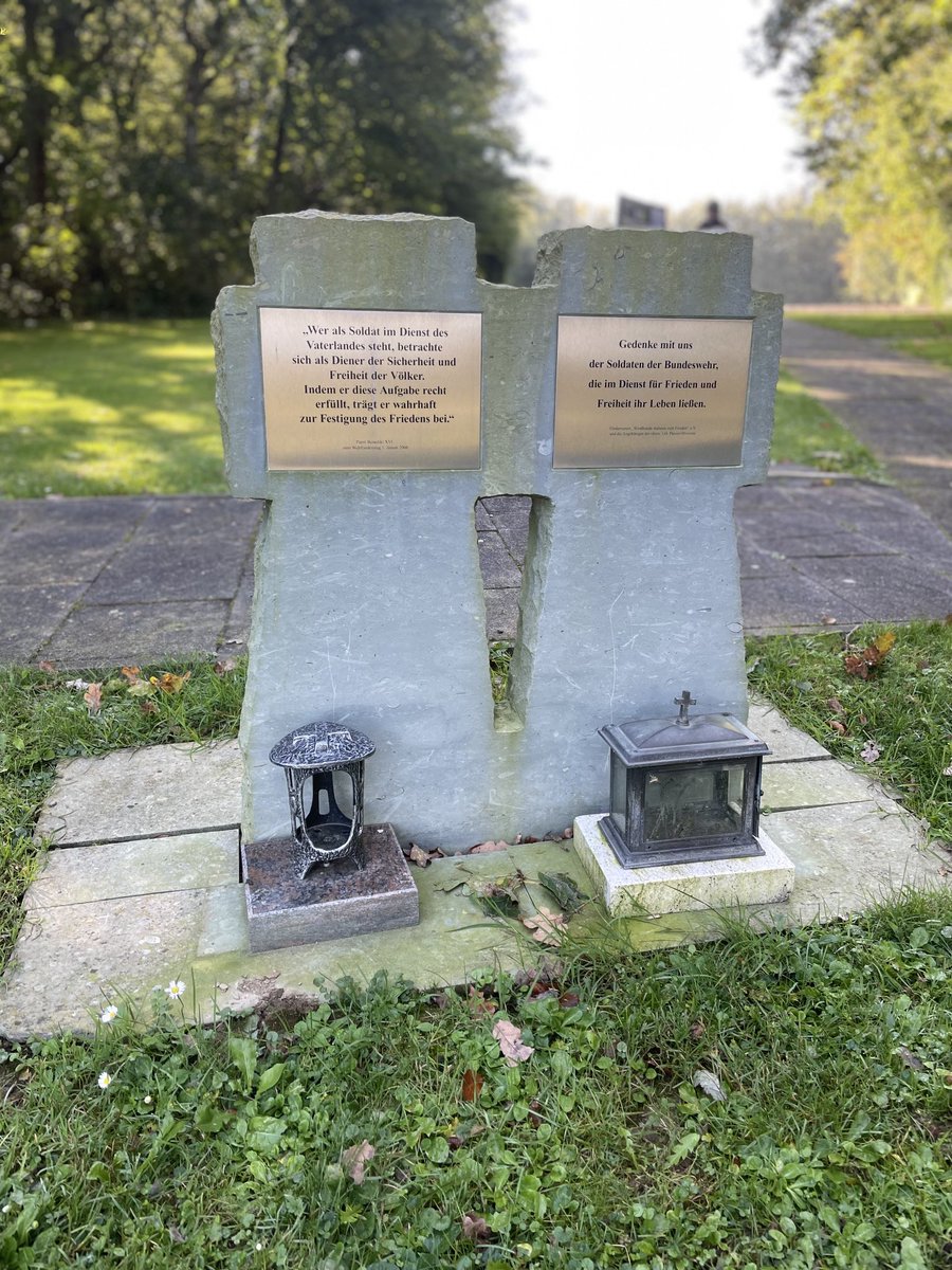 In Gedenken an alle Gefallenen aller Kriege. #Kottenheim #Hürtgenwald #Normandie #Bundeswehr