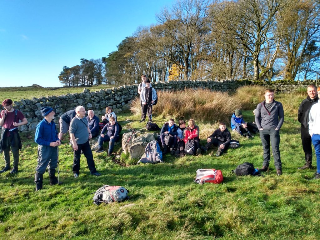 CasegFraith's tweet image. The BB Mountaineering Club held another successful #AdventureTrek yesterday in Northumberland with 17 young people from 2 companies, in perfect weather. This time it had a Roman theme (Hadrian's Wall)

#OpenToBB #OpenToAdventure