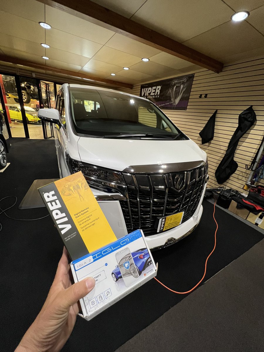 RedRineR's tweet photo. Alphard x VIPER x IGLA2
エンスタをご希望なのでDS4V
ただいまキャンペーン中で1wayリモコンとアンテナサービス。
とりあえず威嚇のLEDが欲しい。
エンスタが欲しいという方は
¥97600で付いてしまいます。
#サウンドコネクション
#サンコネ
#エンジンスターター
#ds4v
#viper
#IGLA2 https://t.co/PvGJK9leUU