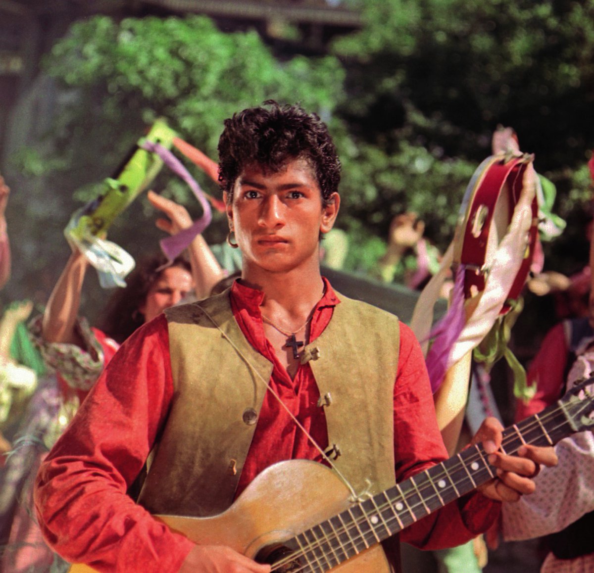 Неуловимые мстители яшка цыган актер. Василий васильев неуловимые мстители. Неуловимые мстители фильм 1966 яшка цыган. Василий васильев яшка. Яшка цыган актер.