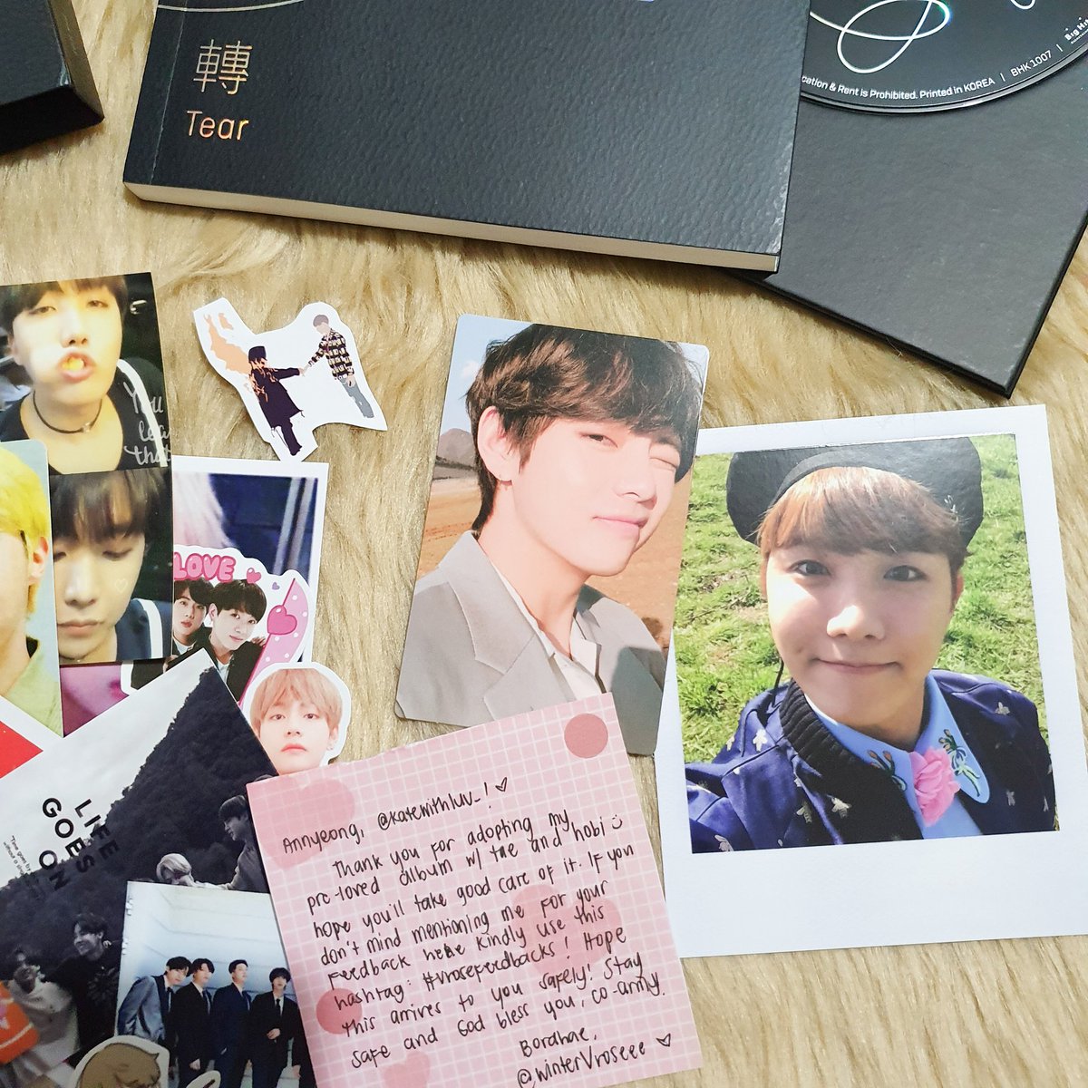 katewithluv_'s tweet photo. Another prio pc came home &amp; lotsa freebies 🥰 thank youuu so much @winterVroseee 🤗 ill take care of them, promise 💕 borahaeee 💜 https://t.co/T7kfeByalb