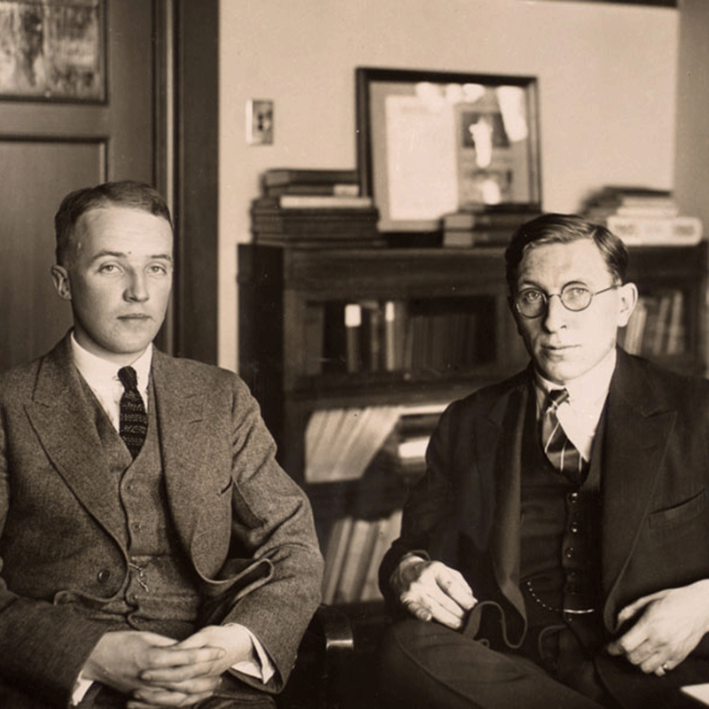 #WorldDiabetesDay - On 14 Nov 1921, Banting &amp; Best presented research which led to the successful use of #insulin. 100 years on, an estimated 70 million people with #diabetes who need insulin cannot access or afford it. This much change. #IfNotNowWhen bit.ly/WorldDiabetesD…