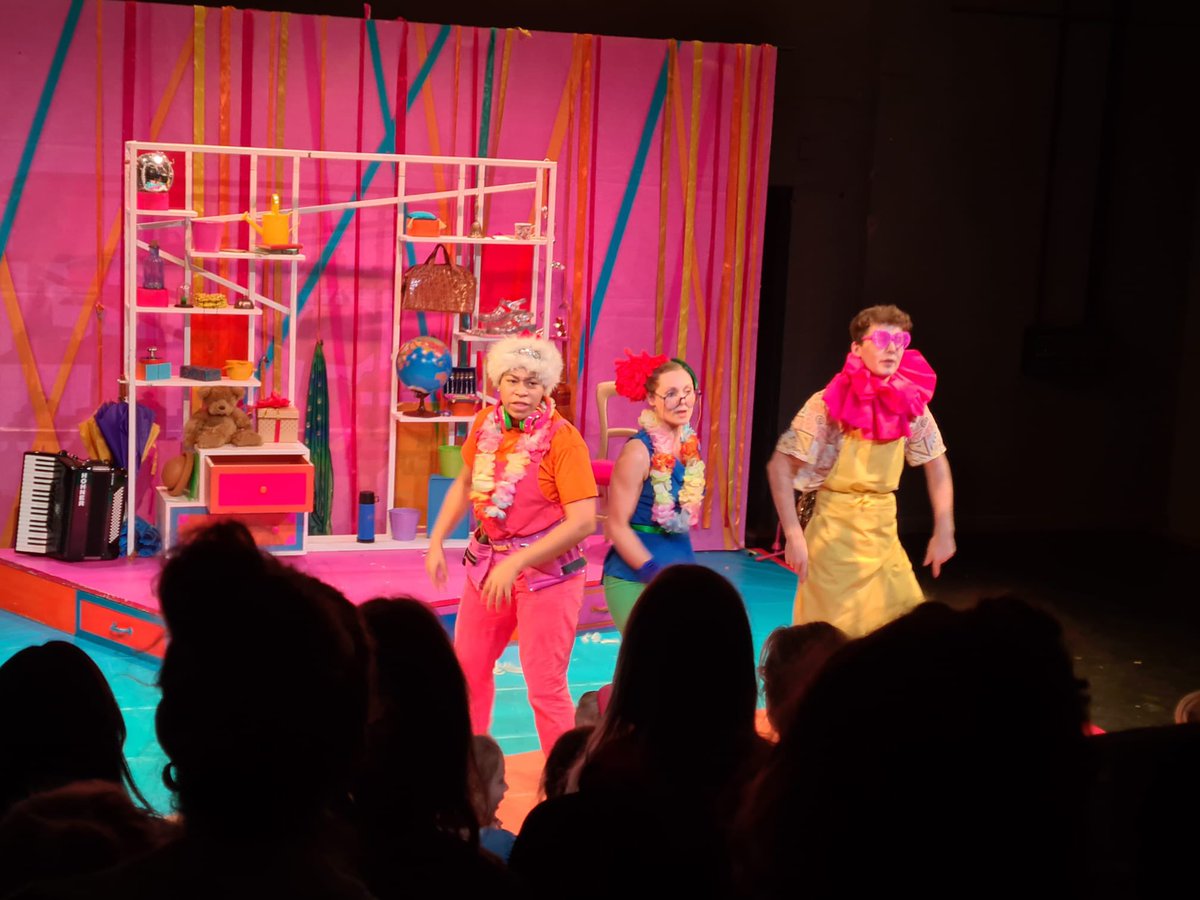 Thank you <a href="/LyricHammer/">Lyric Hammersmith Theatre</a> for having us! <a href="/tuttifruttiprod/">Tutti Frutti Productions</a>