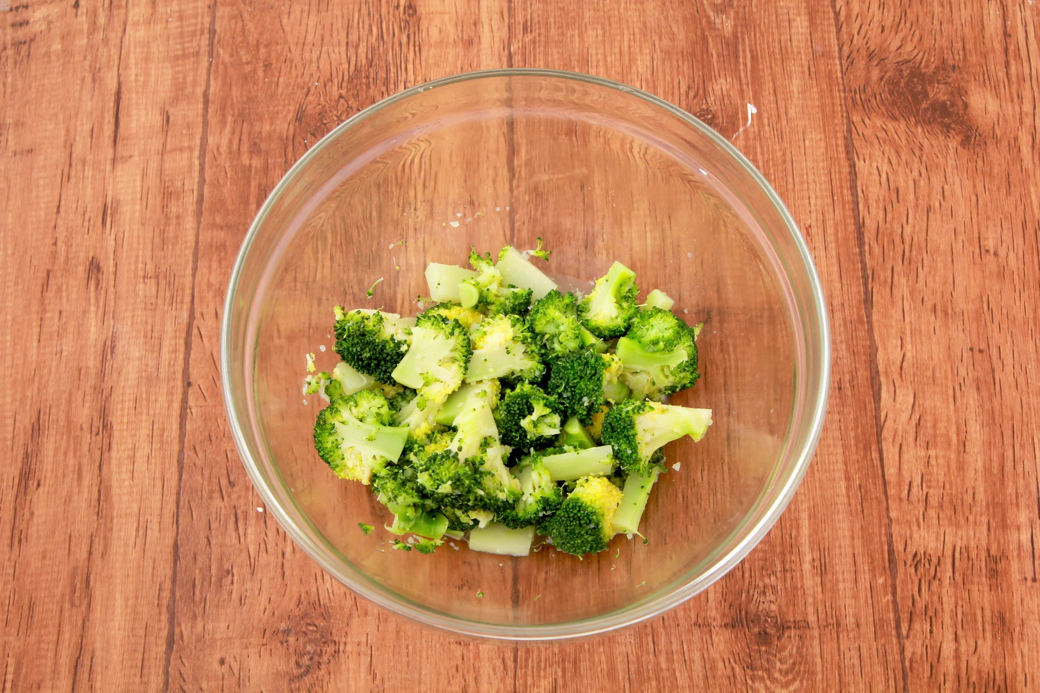 1株があっという間になくなっちゃう？！ブロッコリーのとっても美味しそうな食べ方！