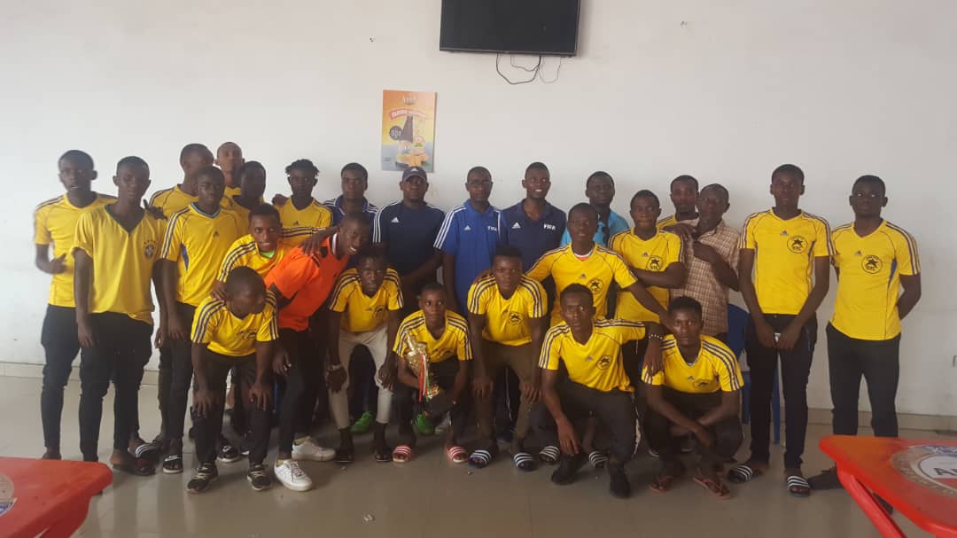 MagaraStarFC's tweet photo. Burundi: Sobac Star FC werekanye Ndeze Ramadhan nk’umumenyereza wabo mushasha. https://t.co/izEWYsv4qh https://t.co/tiT5MoyFaK