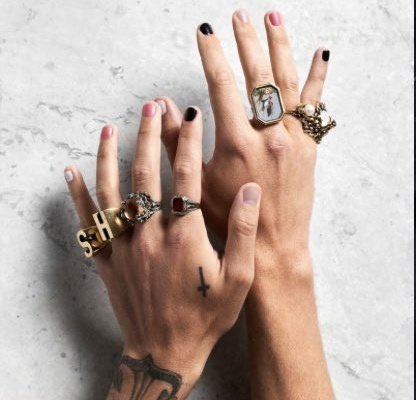 MypolicemanU's tweet photo. For those of us who were here to see him worrying about painting his nails, to then going on stage after obviously having removed it to then only having one finger done… this feels like a moment. Congrats @Harry_Styles @pleasing https://t.co/99GEOCrMdJ