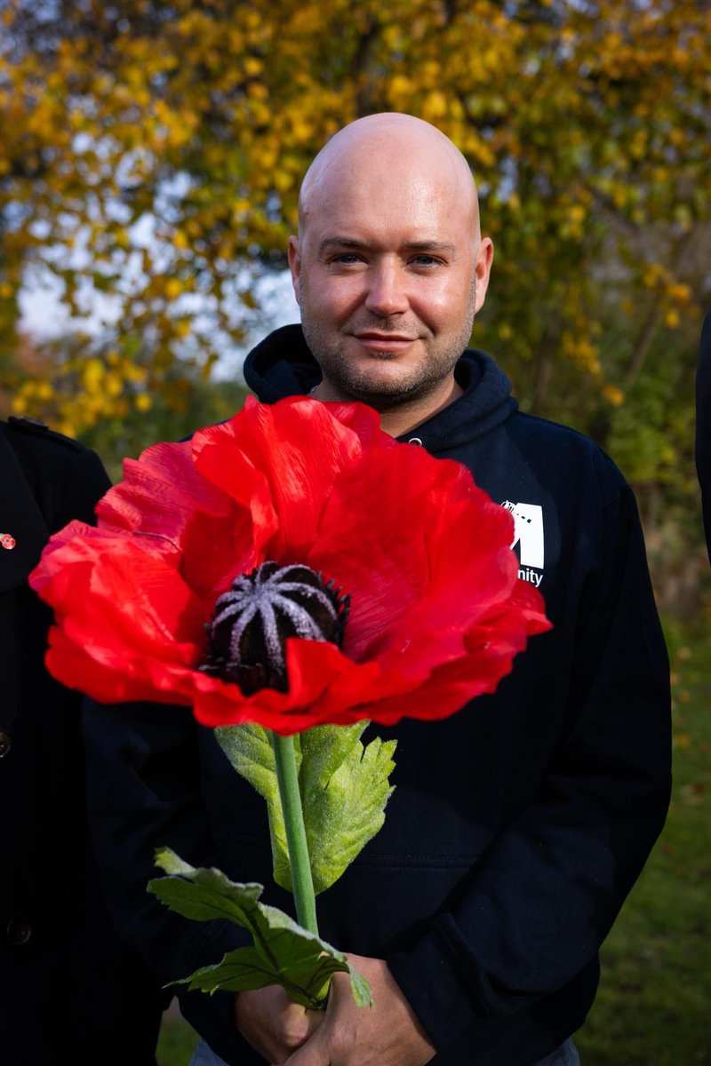 Motorfinityuk's tweet photo. From our founder to our newest recruit, we stand together to remember them #LestWeForget #RemembranceDay #TeamMotorfinity https://t.co/RalJS9Qpzw